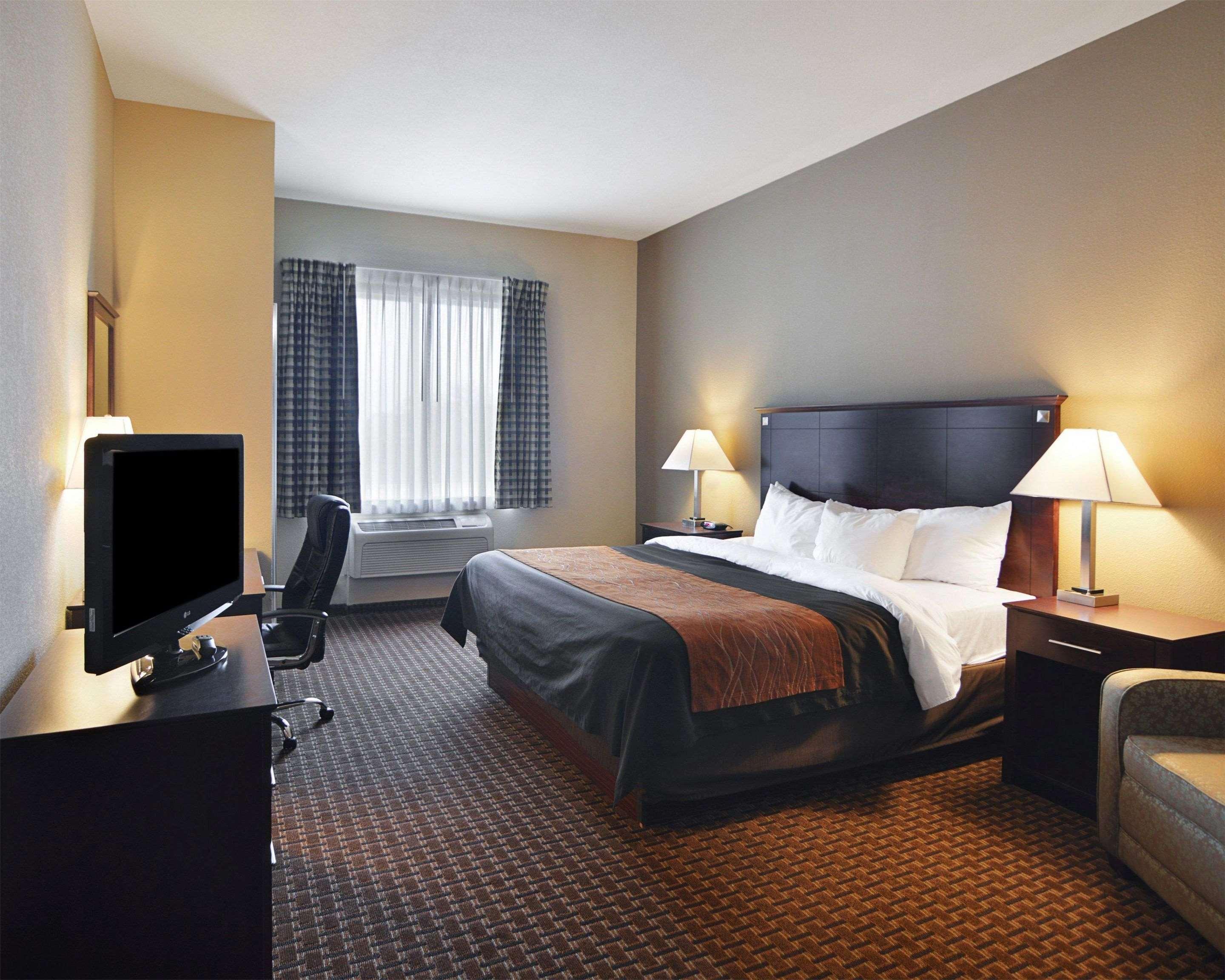 Comfort Inn & Suites Near Lake Lewisville Corinth Esterno foto
