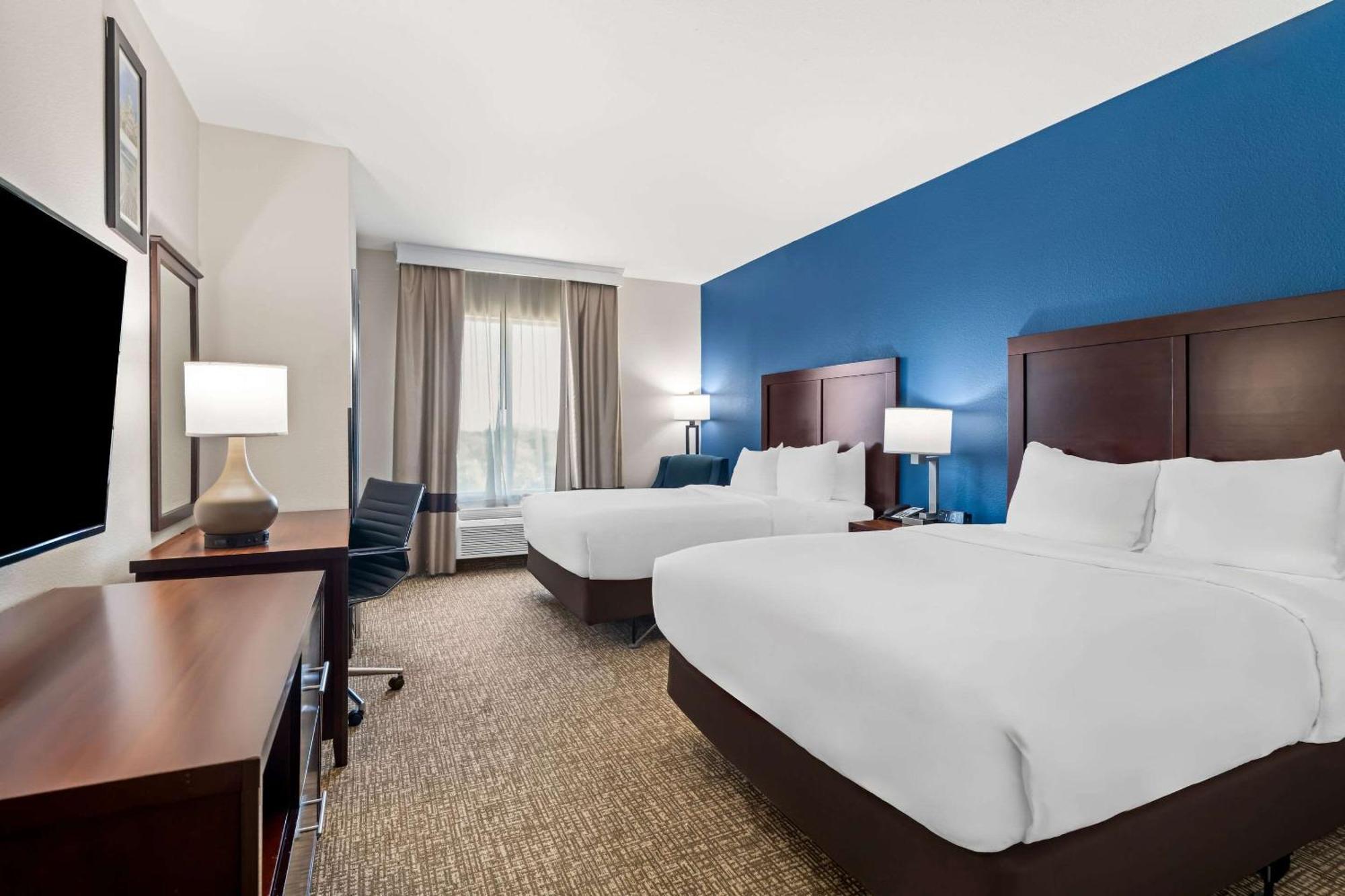 Comfort Inn & Suites Near Lake Lewisville Corinth Esterno foto